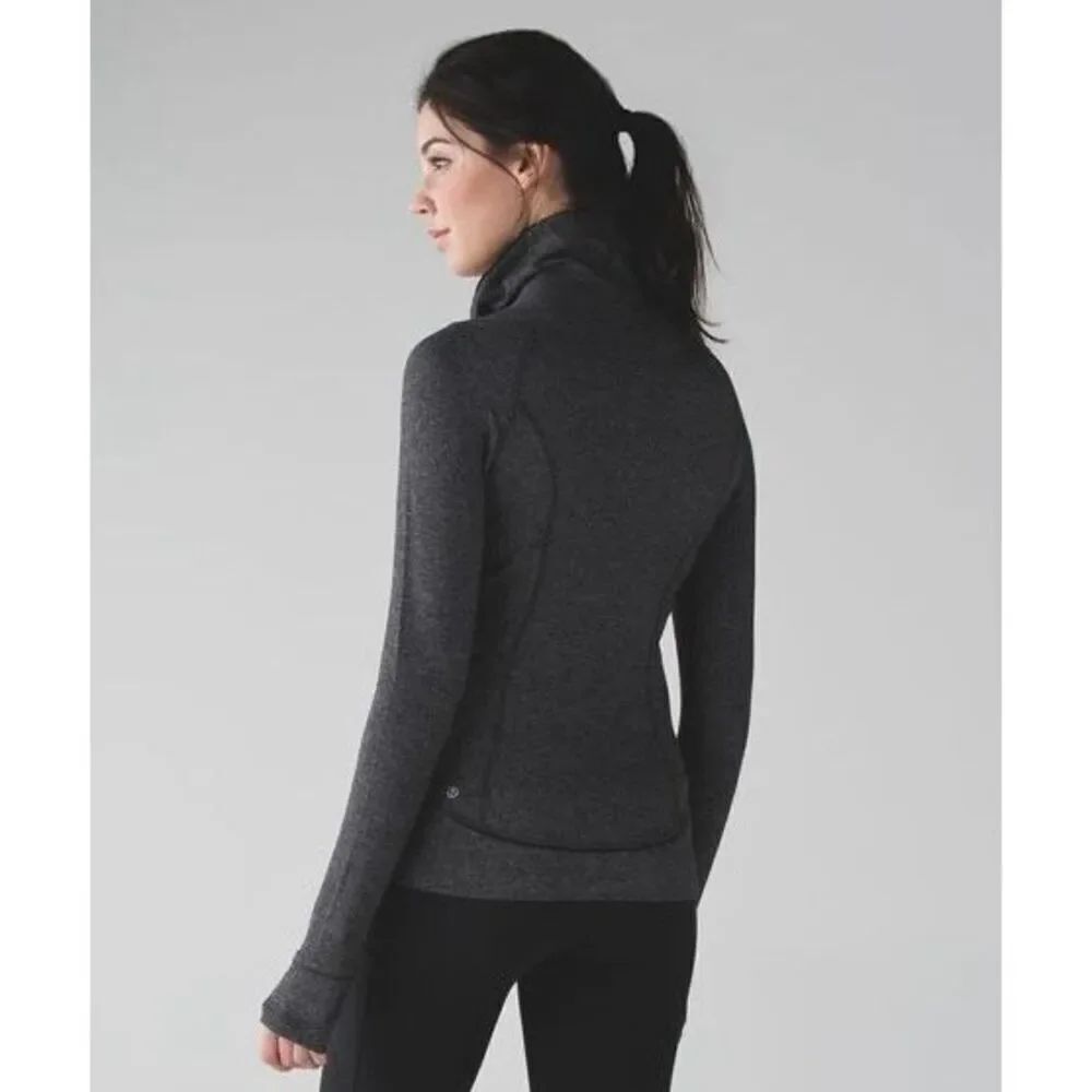 Women's Lululemon Think Fast Pullover - Picture 2 of 6